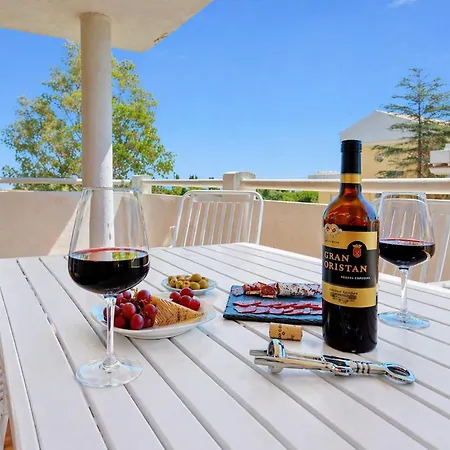 Cabopino, Mimosas Marbella
