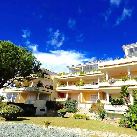 Cabopino, Mimosas