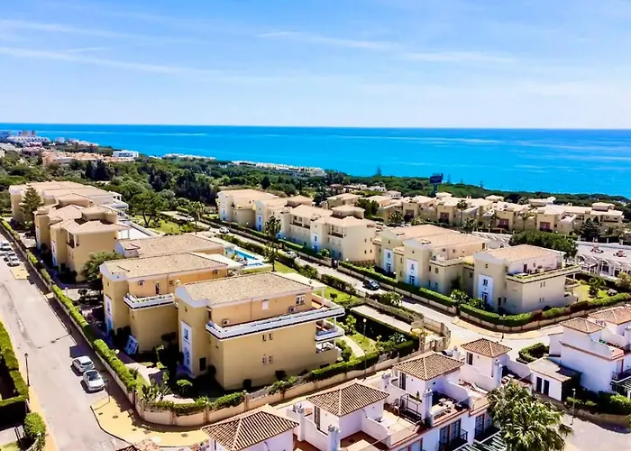 Cabopino, Mimosas マルベーリャ